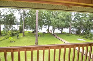 303 Riley Lk Dr, Hawthorne, FL 32640 - Photo 17
