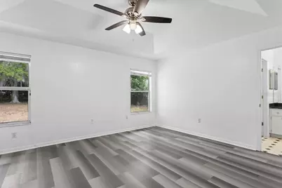 10336 NW 13th Avenue, Gainesville, FL 32606 - Photo 13