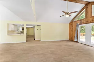 813 SW 99 St, Gainesville, FL 32607 - Photo 11