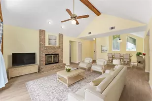 813 SW 99 St, Gainesville, FL 32607 - Photo 3