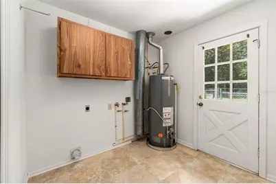 7610 NW 40th Avenue, Gainesville, FL 32606 - Photo 29