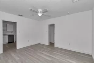 658 NE 39th Ct, Ocala, FL 34470 - Photo 11