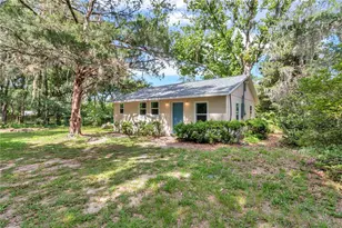 658 NE 39th Ct, Ocala, FL 34470 - Photo 3