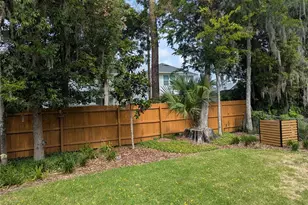 720 NW 3rd St, Gainesville, FL 32601 - Photo 43