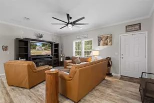 2298 NW 10th St, Bell, FL 32619 - Photo 7