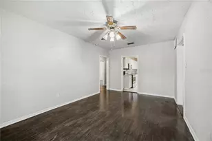 1334 NE 1st Ave, Gainesville, FL 32641 - Photo 7