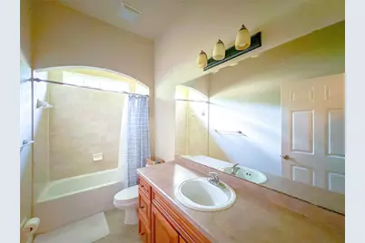 9048 SW 76th Avenue, Gainesville, FL 32608 - Photo 9
