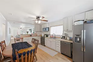 5570 Navarre Ave, Hampton, FL 32044 - Photo 9