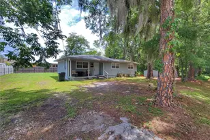 2524 NE 5th Pl, Gainesville, FL 32641 - Photo 23