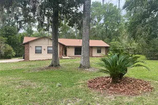 2421 NW 106th Dr, Gainesville, FL 32606 - Photo 3