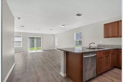 7082 Plymouth Grove Court, Jacksonville, FL 32220 - Photo 5