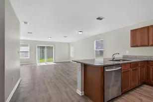 7082 Plymouth Grove Ct, Jacksonville, FL 32220 - Photo 5