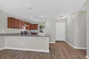 7082 Plymouth Grove Ct, Jacksonville, FL 32220 - Photo 7