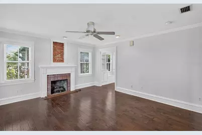 433 SE 7th Street, Gainesville, FL 32601 - Photo 9