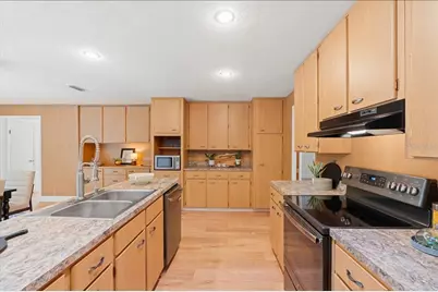 1019 NW 36th Road, Gainesville, FL 32609 - Photo 7