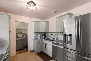 1636 NW 34th Pl, Gainesville, FL 32605 - Photo 11
