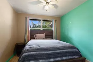 1636 NW 34th Pl, Gainesville, FL 32605 - Photo 17