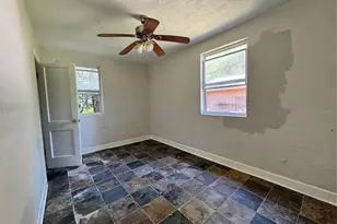 3230 NW 11th St, Gainesville, FL 32609 - Photo 5