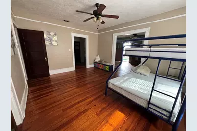 907 NW 11th Avenue, Gainesville, FL 32601 - Photo 21