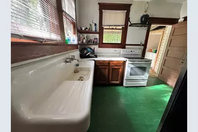 907 NW 11th Avenue, Gainesville, FL 32601 - Photo 17