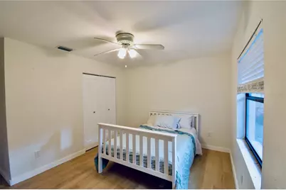 2000 SW 11th Terrace, Gainesville, FL 32601 - Photo 13