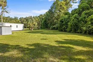 214 SE 2nd St, Chiefland, FL 32626 - Photo 17