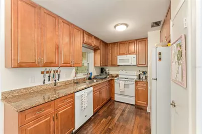 3224 NW 31st Avenue, Gainesville, FL 32605 - Photo 9