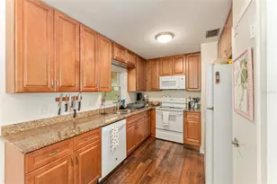 3224 NW 31st Ave, Gainesville, FL 32605 - Photo 9