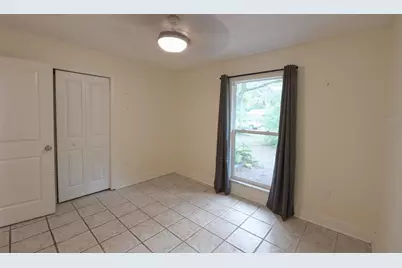 7616 SW 10th Avenue, Gainesville, FL 32607 - Photo 9