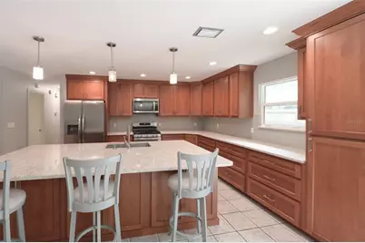 7616 SW 10th Avenue, Gainesville, FL 32607 - Photo 5