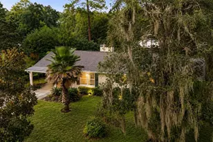 1014 NE 11th Ave, Gainesville, FL 32601 - Photo 3
