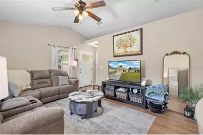 308 SW 2nd Avenue, Chiefland, FL 32626 - Photo 3