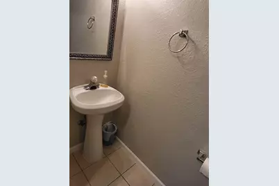 4335 NW 48th Street #105, Gainesville, FL 32606 - Photo 19