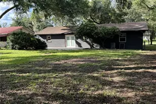 475 SW Nightingale St, Keystone Heights, FL 32656 - Photo 5