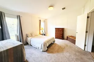 259 S E Rattler Ct, High Springs, FL 32643 - Photo 13