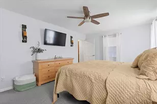 11617 NW 13th Ln, Gainesville, FL 32606 - Photo 15