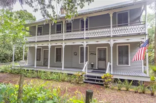 200 Park St, Melrose, FL 32666 - Photo 1