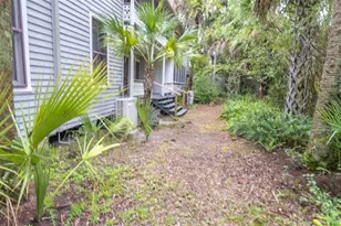200 Park St, Melrose, FL 32666 - Photo 5