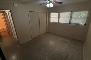 932 NE 6th Ave, Gainesville, FL 32601 - Photo 11