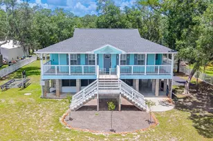 8213 Riverview Rd, Fanning Springs, FL 32693 - Photo 1