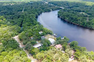 8213 Riverview Rd, Fanning Springs, FL 32693 - Photo 57
