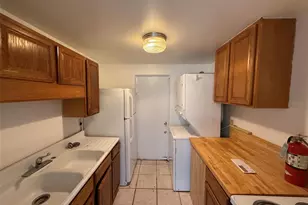 912 SW 6th Ave, Gainesville, FL 32601 - Photo 3