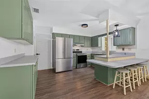 1321 NW 31 Dr, Gainesville, FL 32605 - Photo 13