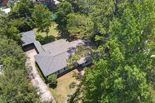 1321 NW 31 Dr, Gainesville, FL 32605 - Photo 37