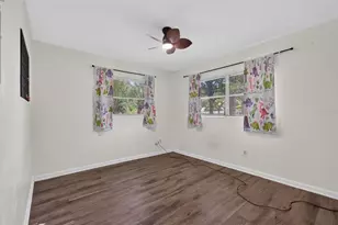 1321 NW 31 Dr, Gainesville, FL 32605 - Photo 21