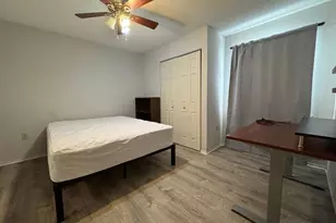 3705 SW 27th St, Gainesville, FL 32608 - Photo 9