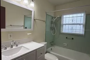 901 NE 23rd St, Gainesville, FL 32641 - Photo 17