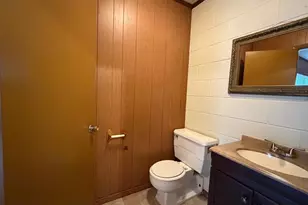 901 NE 23rd St, Gainesville, FL 32641 - Photo 33
