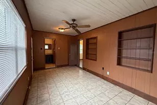 901 NE 23rd St, Gainesville, FL 32641 - Photo 29