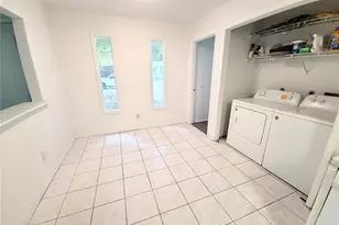 3301 NW 19th St, Gainesville, FL 32605 - Photo 9